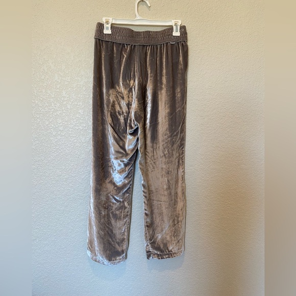 Mother The Lounger Ankle in Silver pants velvet size medium revolve - Picture 3 of 9